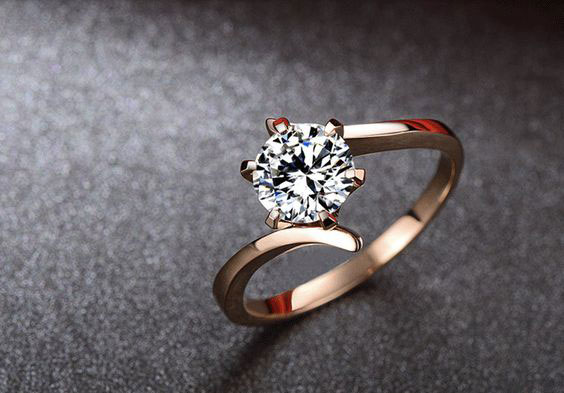 cual-es-el-anillo-de-compromiso-que-te-queda-segun-tu-tipo-de-dedos-005