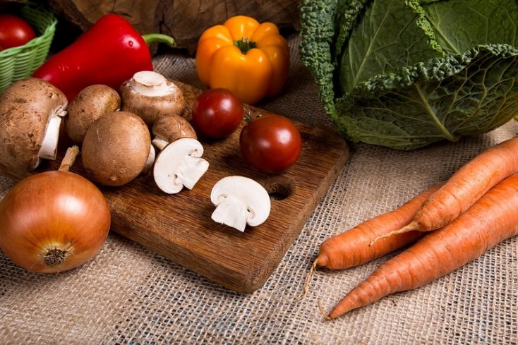 los-alimentos-que-no-deberiamos-meter-al-horno-de-microondas-007